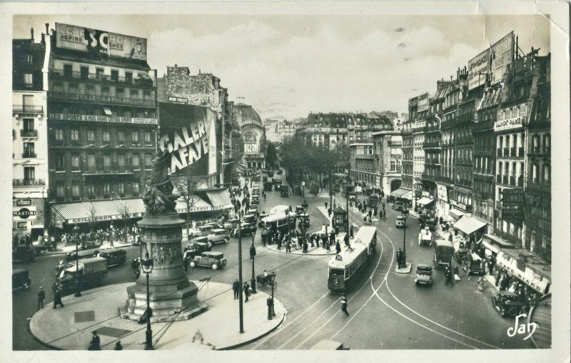 Place de Clichy