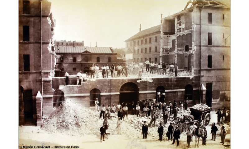 Démolition de la Grande Roquette vers 1900 (©Musée Carnavalet)