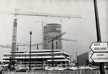 1973 – La construction du Palais des Congrès